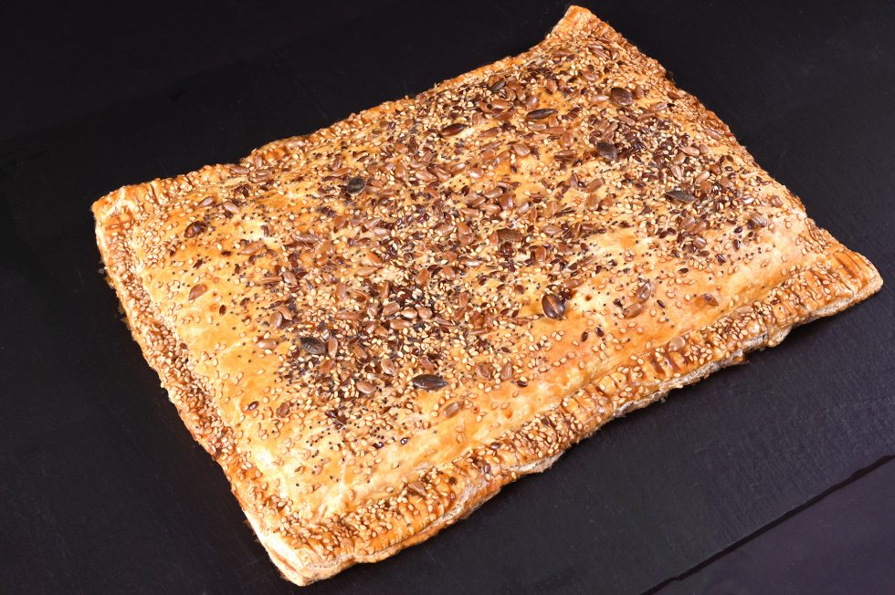 Empanada de cecina membrillo y queso de cabra