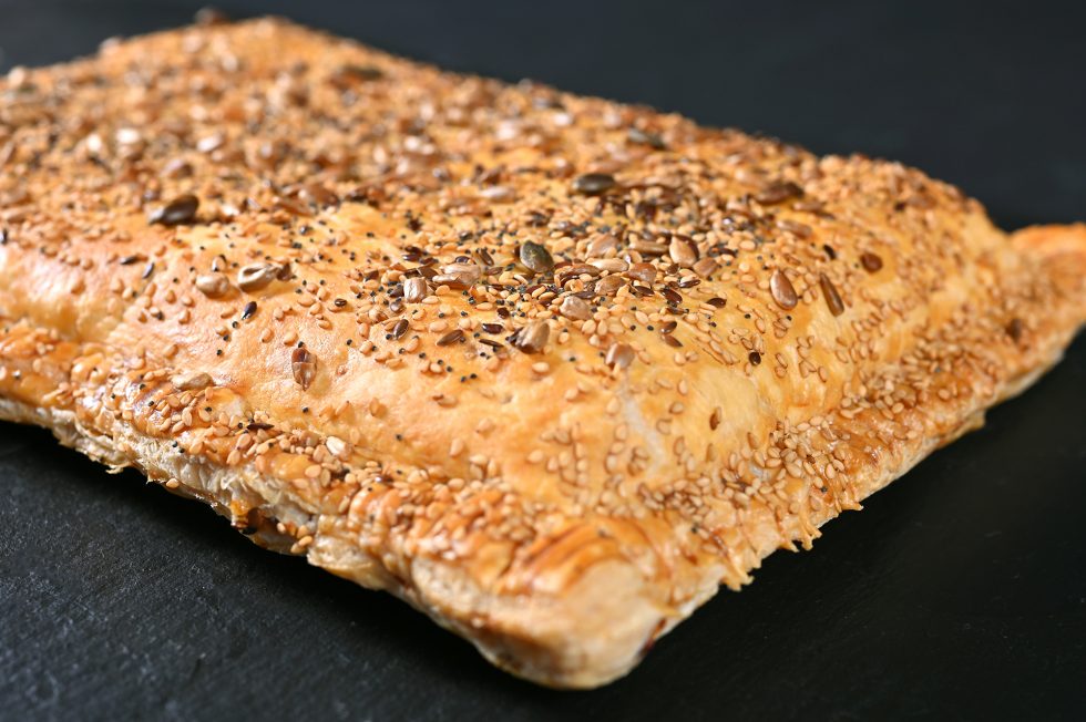 Empanada de cecina membrillo y queso de cabra